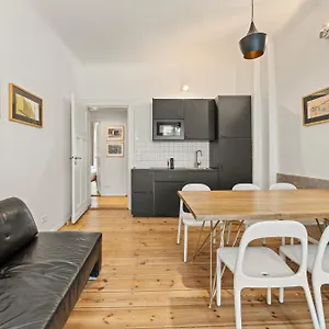 gouamp-berlin-friedrichshain.find-berlin-hotels.com/
