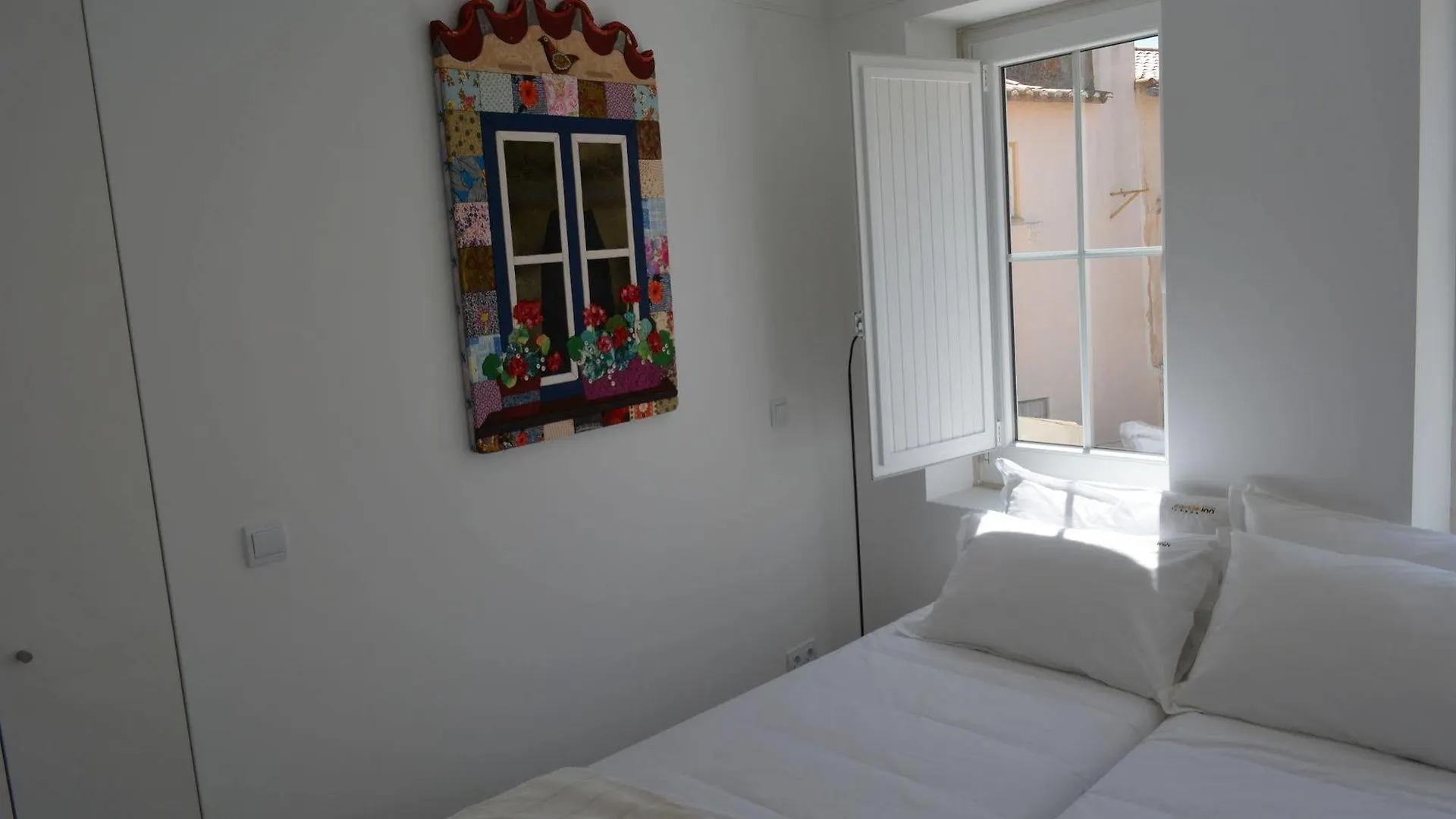 Castle Inn Lisbon Apartments